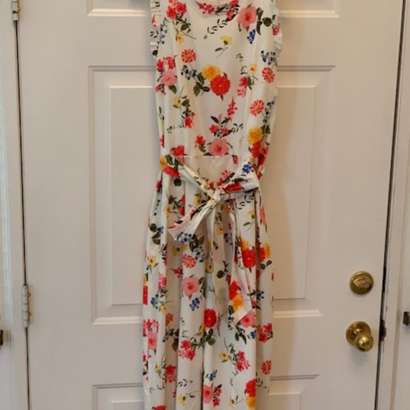 Gal Meets Glam Beverly - Picture 3 of 6